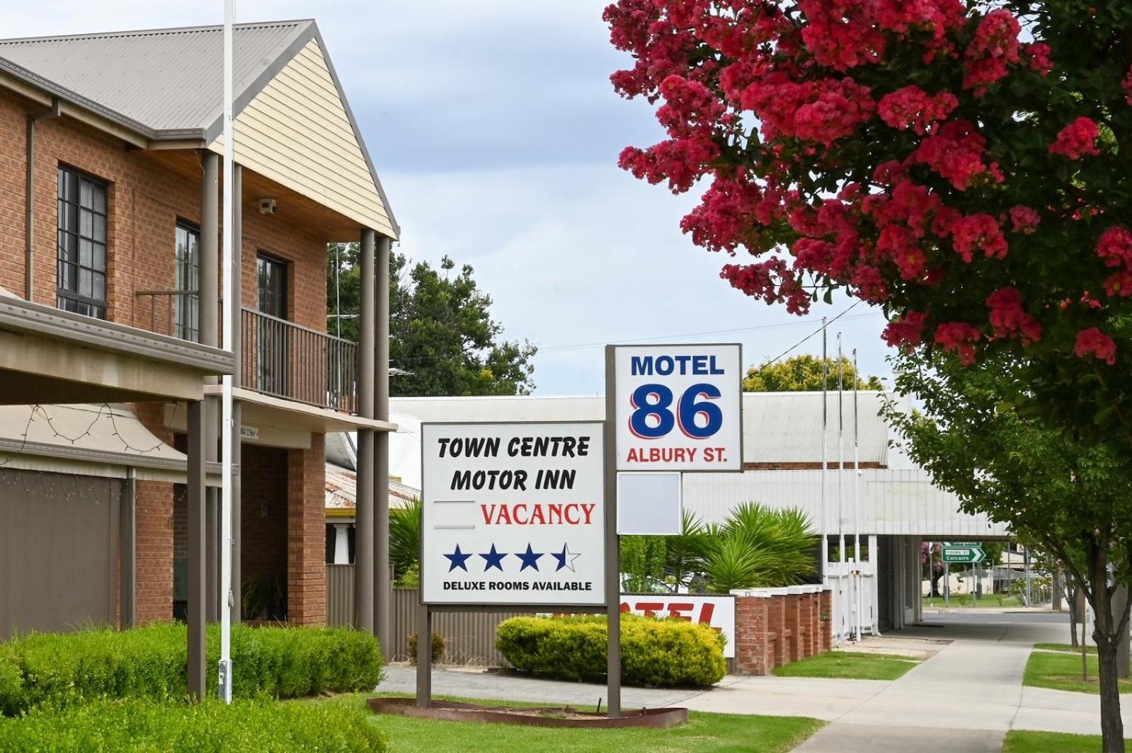 Holbrook Town Centre Motor Inn Exterior foto