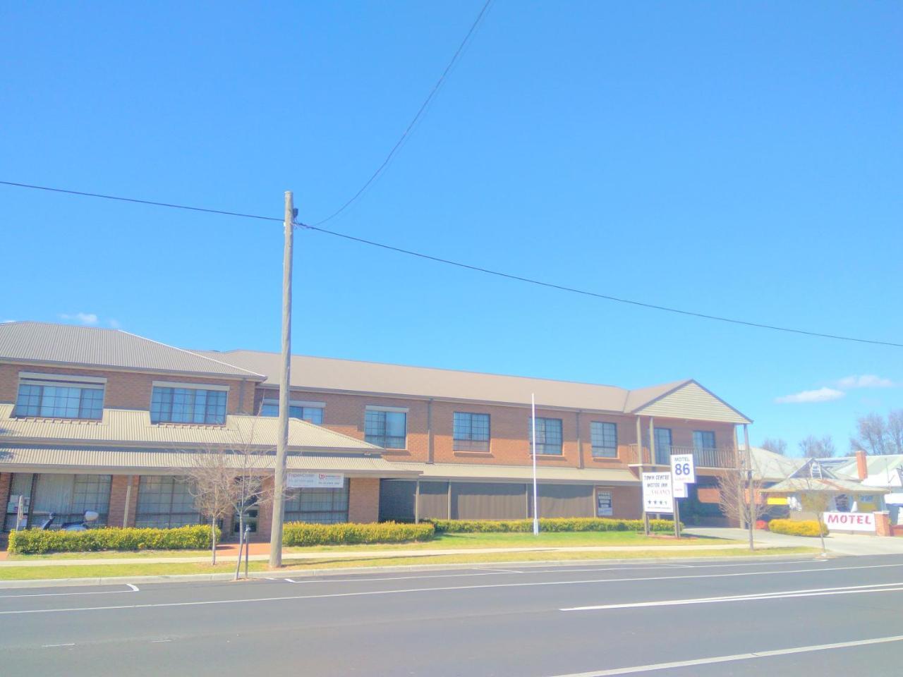 Holbrook Town Centre Motor Inn Exterior foto